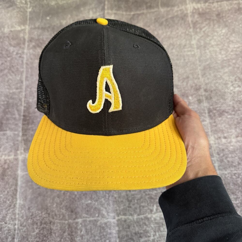Men's Vintage 70's Appalachian State Mountaineers Mesh Trucker Snapback Hat Cap